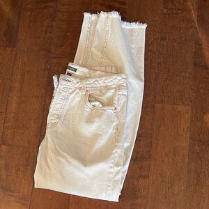 Wild Fable white Frayed button fly Hem Jeans.